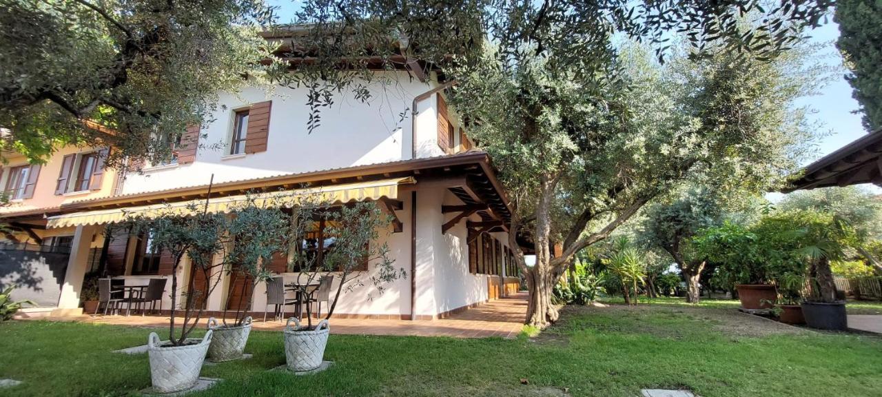 Elisa Holidays Puegnago Dış mekan fotoğraf